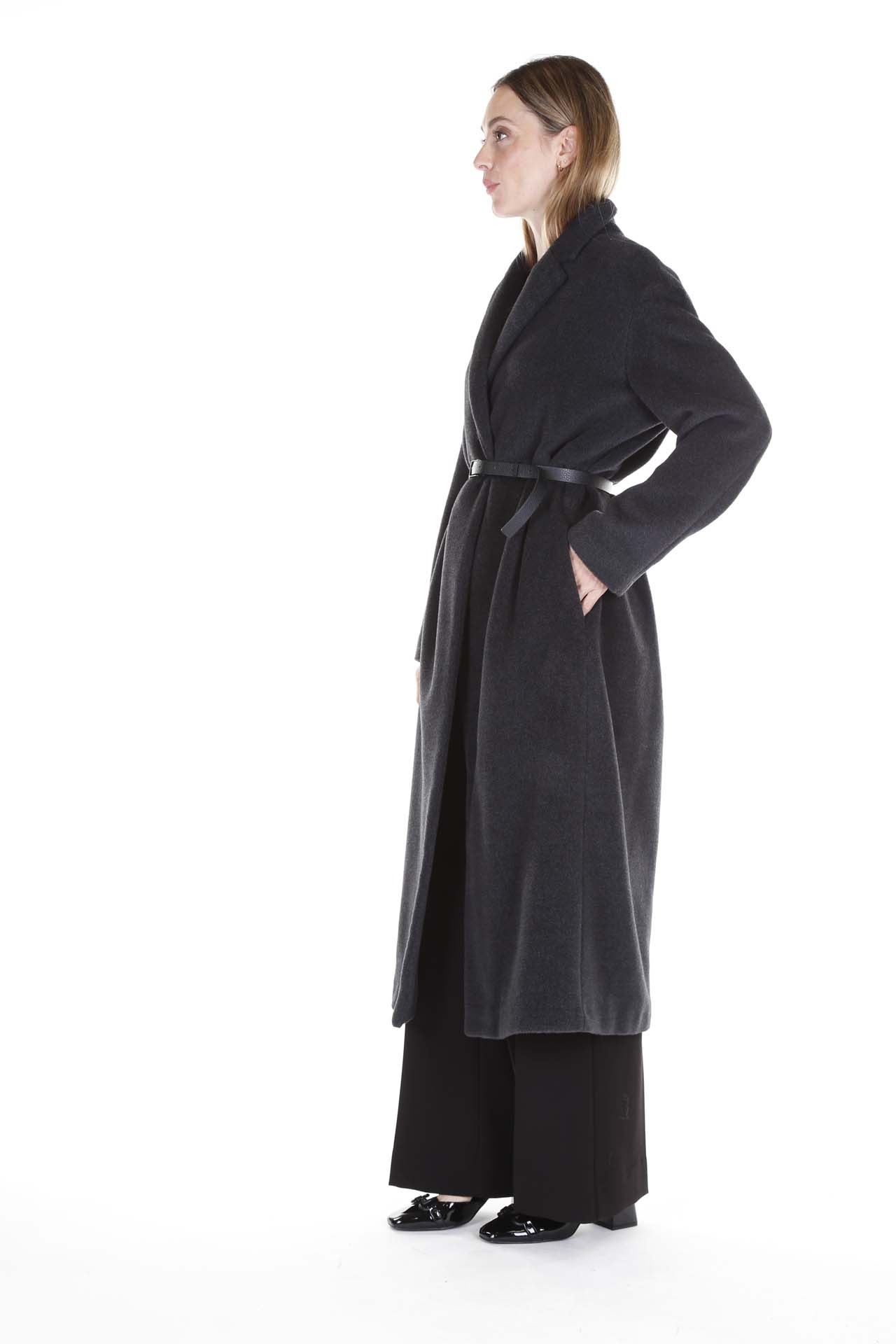 Fabiana Filippi, Cappotto
